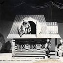 Ugala: “Kassi maja” (S. MarÅak, 1951). Stseen lavastusest.