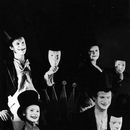 ERN: “Gulliver ja Gulliver” (M. Unt, 1979). Näitlejad ja maskid: (ees vasakult) M. Toompere ja U. Alender, (taga vasakult) A. Uder ja M. Peedov. /Foto: M. Jõelaid/