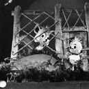 ERN: “Tuti I ja Ludvig XIV” (V. Tarenkov, S. JutkevitÅ, 1980). Nukud vasakult: Ludvig XIV (M. Peedov), Tuti I (M. Soomre). /Foto: H. Saarne/