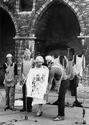 ERN: ā€Hiir! Hiir! Hiir!ā€¯ (grupitĆ¶Ć¶, 1982). Stseen lavastusest: (vasakult) H. Seljamaa, T. Raadik, A. PresjĆ¤rv, H. KÅ‘rvits. /Foto: K. Suur/